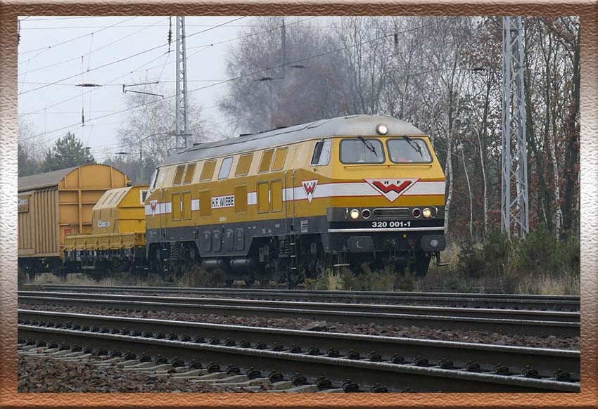 Locomotora diésel 320 001-1