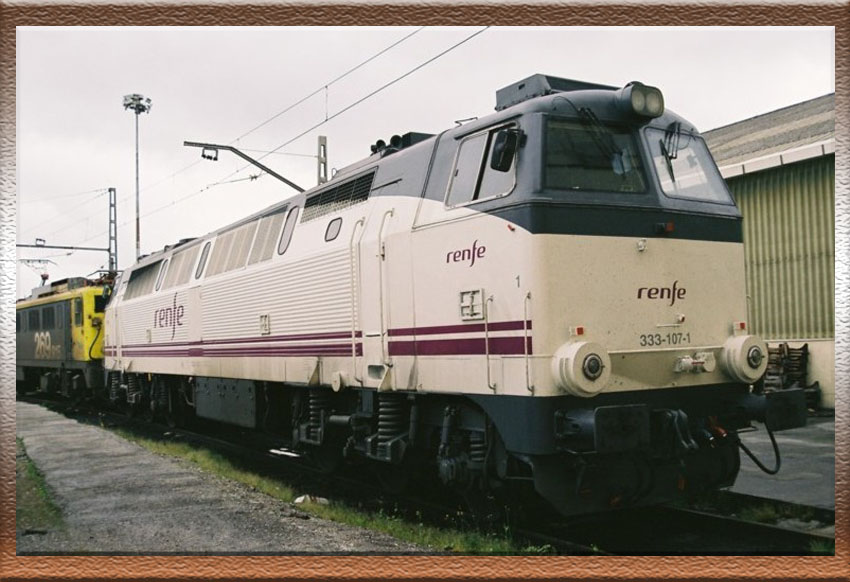 Locomotora diésel 333-107-1 - Renfe